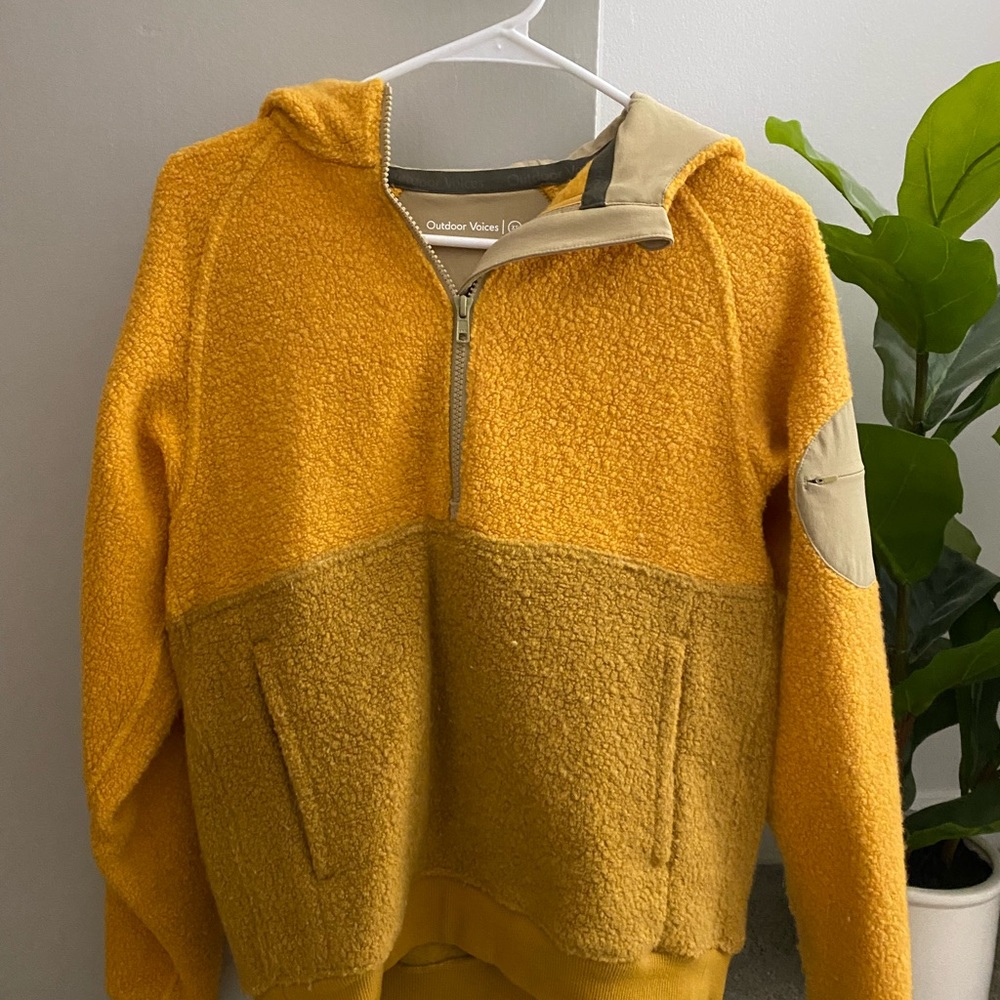 Outdoor Voices Megafleece Size XS